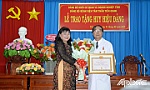 Đồng chí Ngô Thanh Hòa nhận Huy hiệu 40 năm tuổi Đảng