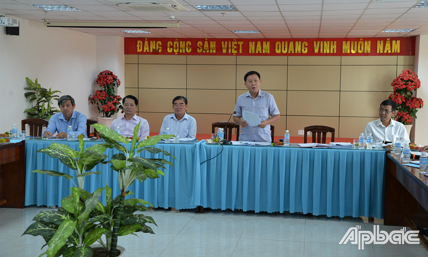 Đồng chí Tạ Minh Tâm phát biểu tại buổi làm việc