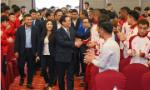 Chủ tịch Quốc hội Vương Đình Huệ thăm Trung tâm Đào tạo bóng đá trẻ PVF