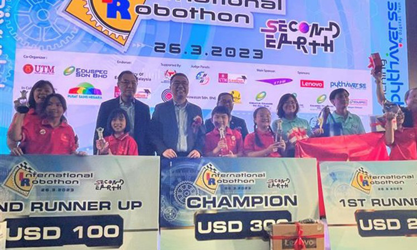 Vietnam secures 17 prizes at International Robothon 2023