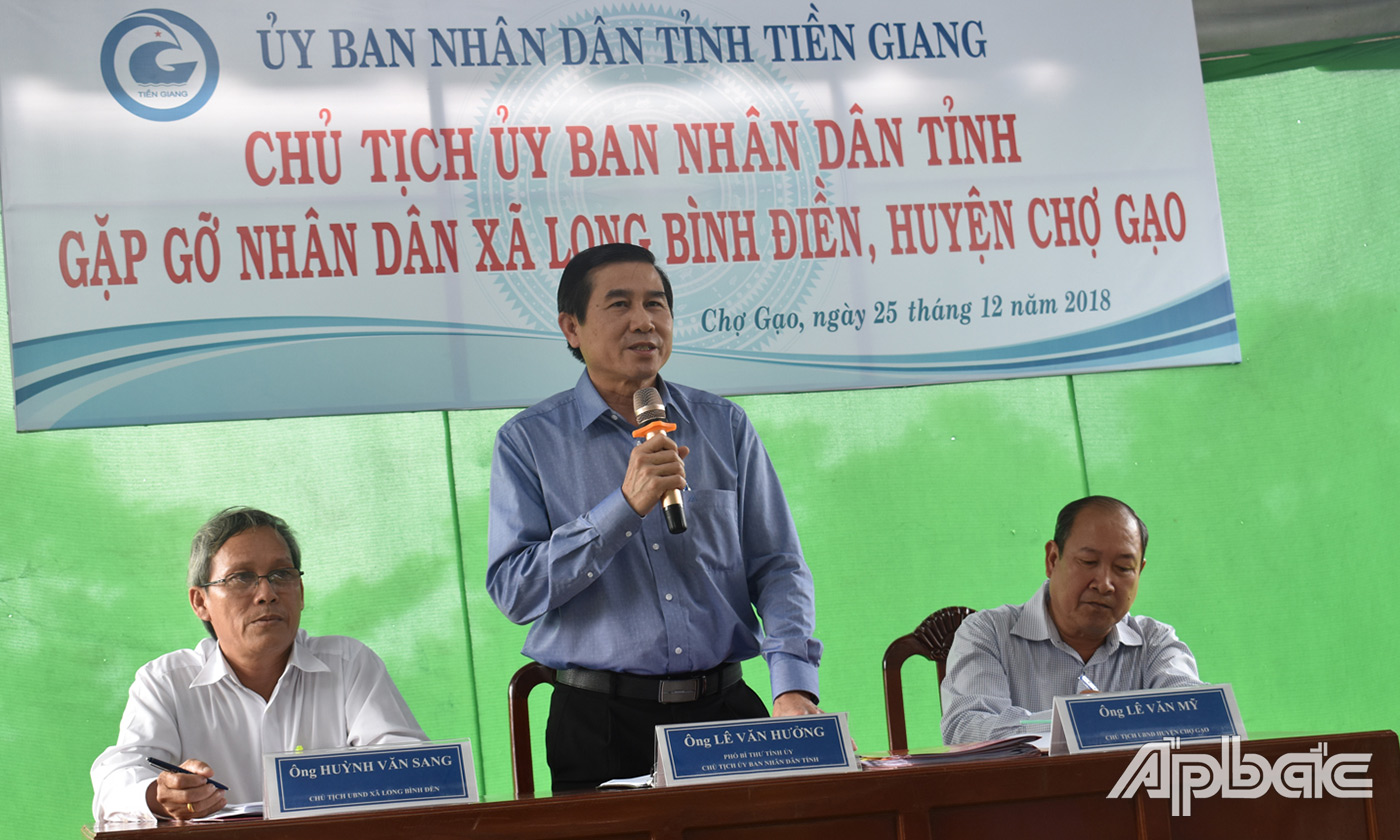 Chủ tịch UBND tỉnh Lê Văn Hưởng có buổi gặp gỡ với nhân dân xã Long Bình Điền (huyện Chợ Gạo) về Chỉ số Hiệu quả quản trị và hành chính công (PAPI).