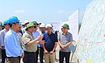 PM inspects north-south expressway construction in Thanh Hoa Province