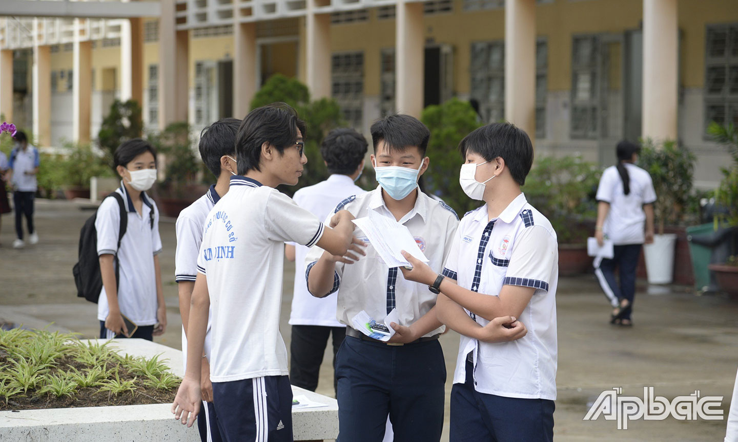 Đề thi vừa sức, thí sinh phấn khởi