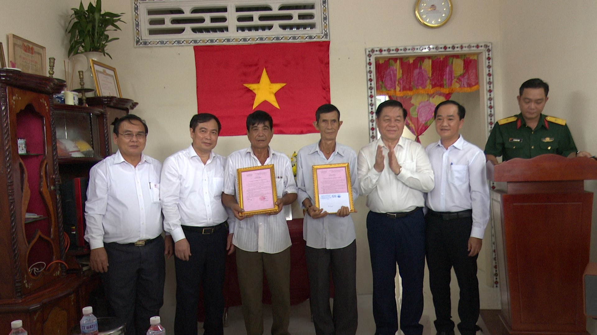 Trưởng Ban Tuyên giáo Trung ương Nguyễn Trọng Nghĩa tri ân gia đình chính sách tại Tiền Giang