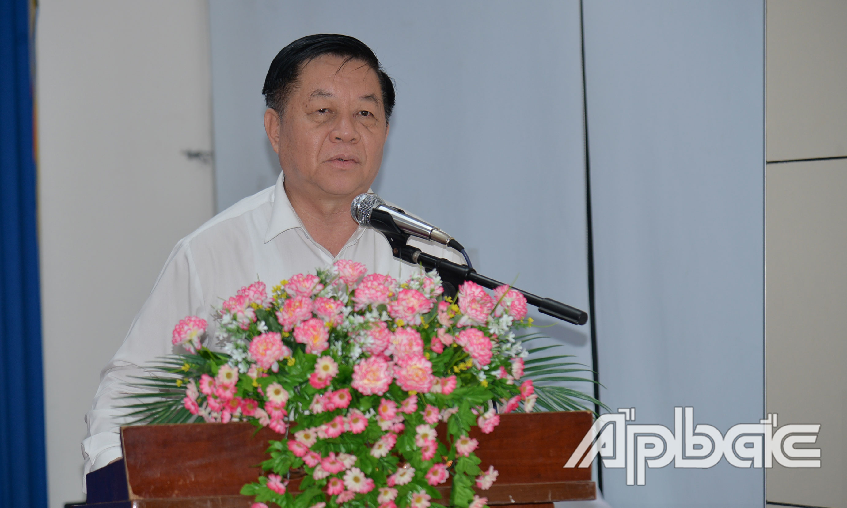 Đồng chí Nguyễn Trọng Nghĩa phát biểu tại chuyến thăm Công ty cổ phần May Công Tiến.