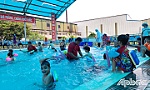 Khai giảng lớp dạy bơi cho học sinh khuyết tật