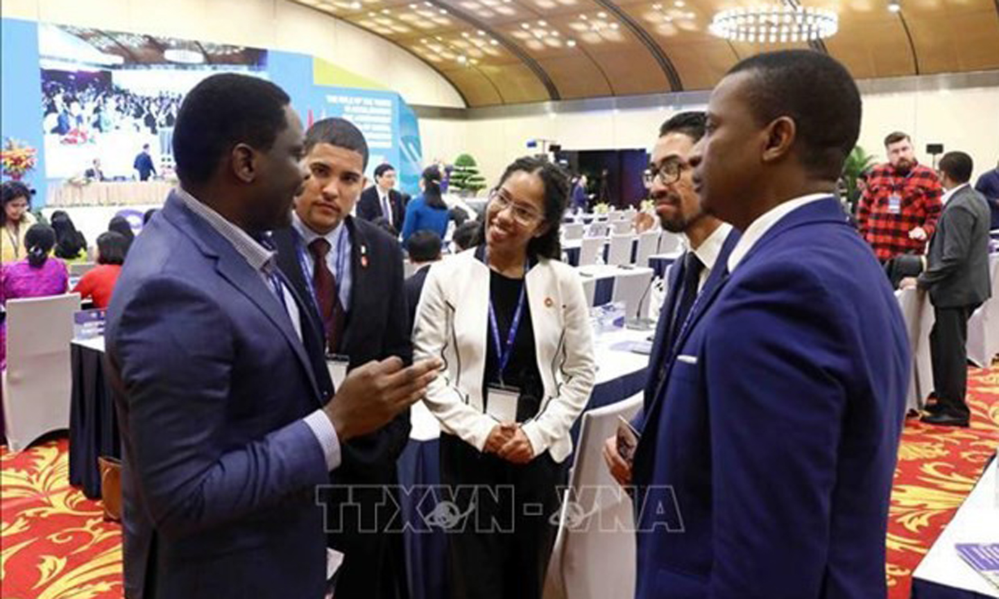 Vietnam an outstanding example in implementing SDGs: Foreign MPs