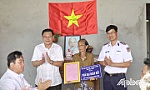 Huyện Tân Phú Đông: Bàn giao 4 nhà đại đoàn kết cho hộ nghèo