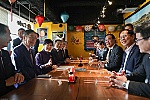 Chủ tịch nước Võ Văn Thưởng thăm mô hình khởi nghiệp của người Việt Nam tại Nhật Bản