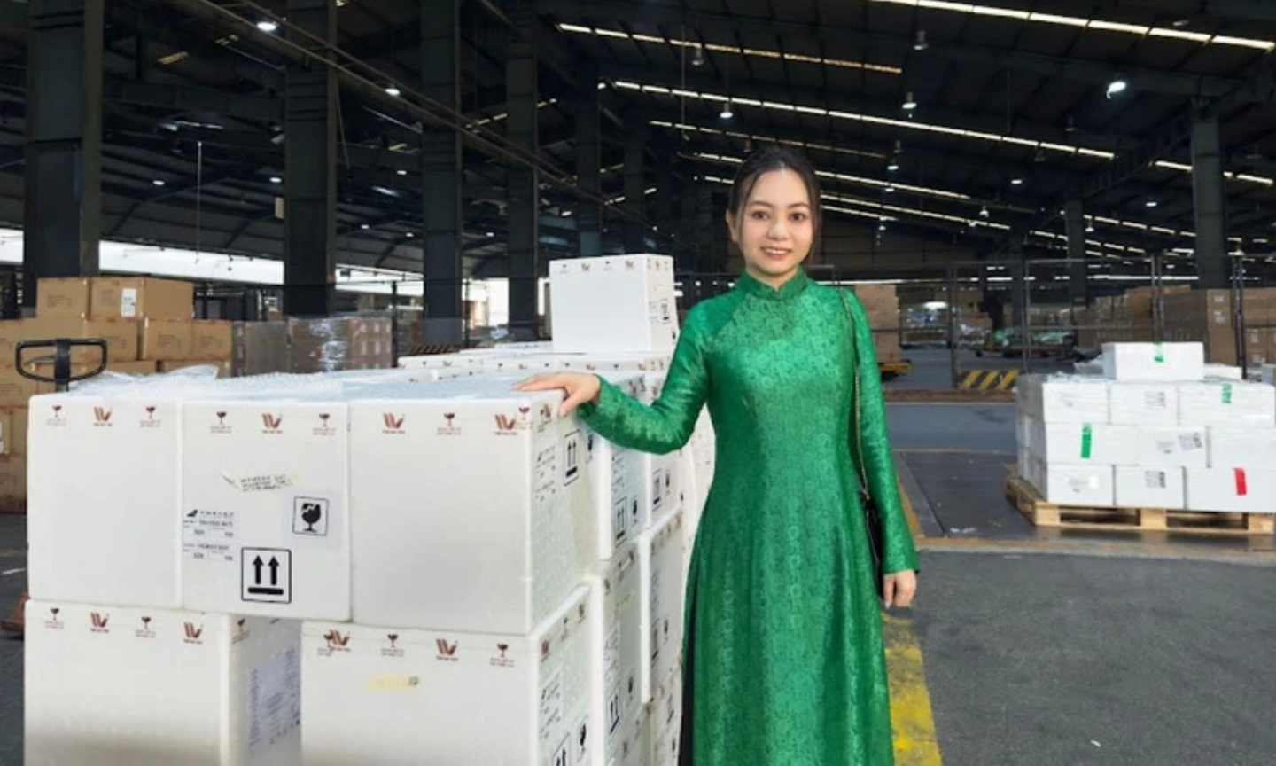 Bà Trần Thanh Hải, CEO Công ty Hải Yến Nha Trang cho biết: “The Hải Yến chọn đường hàng không để vận chuyển xuất khẩu yến sào với mong muốn bảo đảm chất lượng sản phẩm ở mức tối ưu nhất.