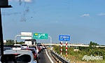 Va chạm liên hoàn, phương tiện kẹt dài trên cao tốc Trung Lương - Mỹ Thuận