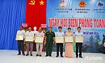 Xã Phú Đông tổ chức Ngày hội Biên phòng toàn dân