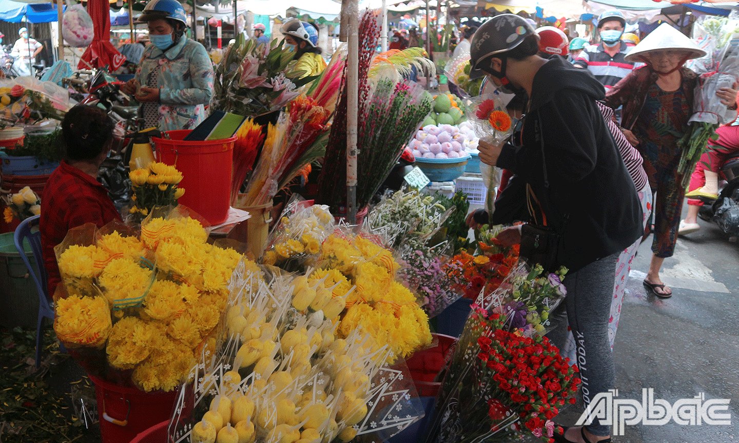 Giá nhiều loại hoa tăng từ 15-30% vào dịp này.