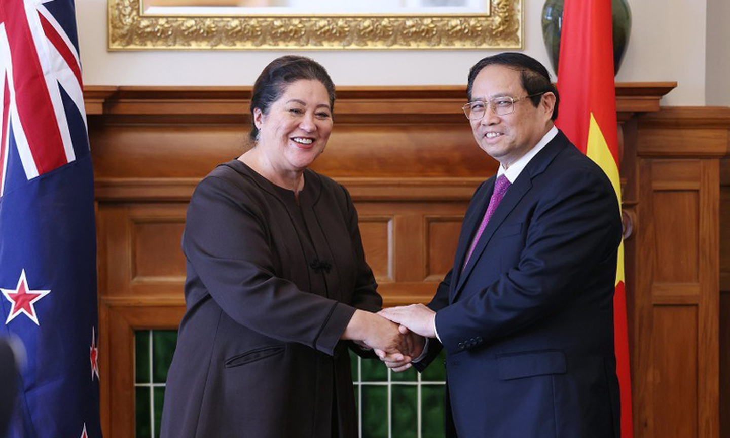 Prime Minister Pham Minh Chinh and Governor-General of New Zealand Dame Cindy Kiro. (Photo: VNA).