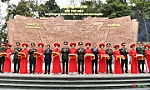 Bas-relief sculpture featuring President Ho and soldiers of 308 Infantry Division inaugurated in Phu Tho