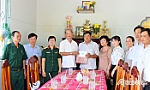 Thăm, tặng quà gia đình các Cựu Thanh niên Xung phong tại huyện Cái Bè