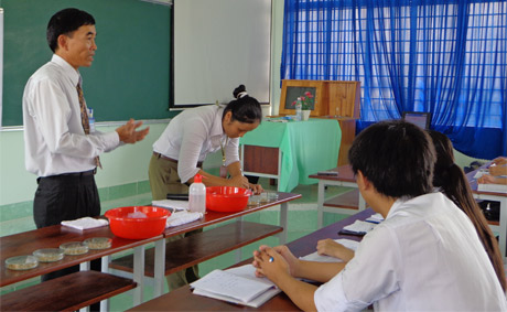 Tiết giảng mẫu tại Hội giảng.