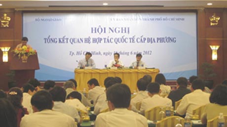 Quang cảnh hội nghị tổng kết công tác quan hệ hợp tác quốc tế cấp địa phương trong thời gian qua