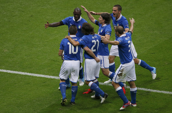 Niềm vui chiến thắng Italia