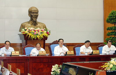 Thủ tướng Nguyễn Tấn Dũng chủ trì phiên họp chuyên đề Chính phủ. Ảnh: Nhật Bắc