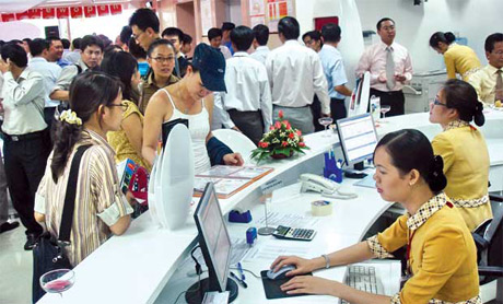 Từ 2005 – 2009, giai đoạn được xem là huy hoàng của S-Telecom với tham vọng là nhà mạng đứng thứ ba tại Việt Nam. Trong ảnh: khai trương trung tâm chăm sóc khách hàng trên đường Bùi Thị Xuân (quận 1, TP.HCM). Ảnh: Minh Phúc