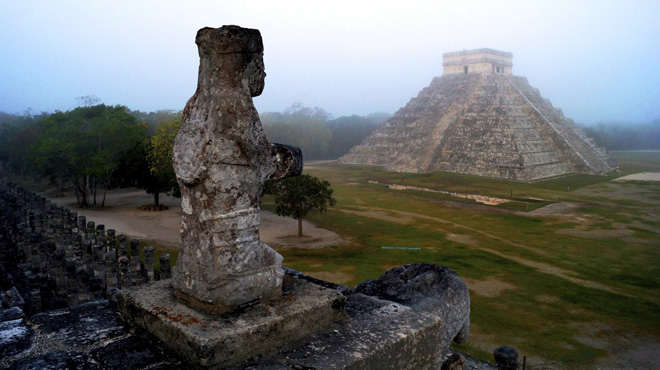 Ngôi đền Kukulkan của người Maya ở khu di tích Chichen Itza, Mexico . Ảnh: Reuters