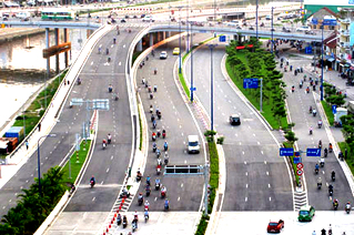  Chủ tịch Ủy ban An toàn giao thông Quốc gia yêu cầu tập trung kiểm soát hoạt động vận tải khách bằng ô tô, nhất là trên tuyến Bắc-Nam.