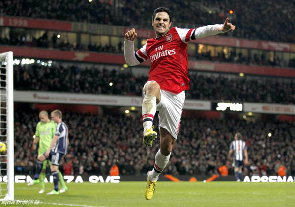 Ở lượt đi, Arsenal hạ West Brom nhờ cú đúp của Arteta