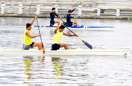 Quyết liệt trên từng từng lượt đua đôi nam.