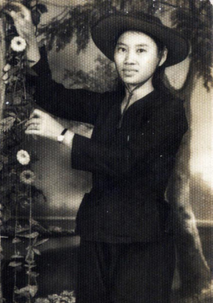 Cô Tư thời thanh xuân.