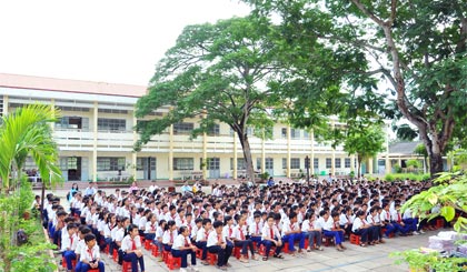 Trường THCS Long Trung.