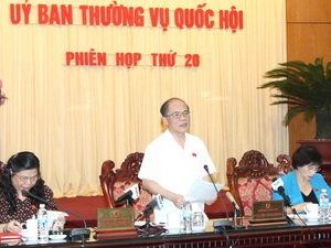hủ tịch Quốc hội Nguyễn Sinh Hùng phát biểu bế mạc phiên họp thứ 20 Ủy ban Thường vụ Quốc hội. 