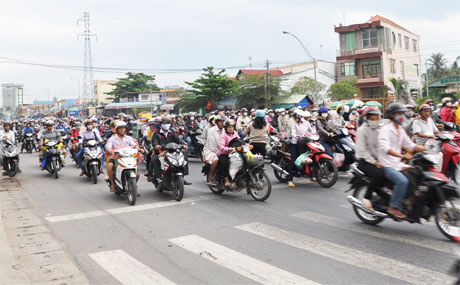 Ùn tắc giao thông thường xảy ra vào dịp lễ, Tết. Ảnh: Vân Anh