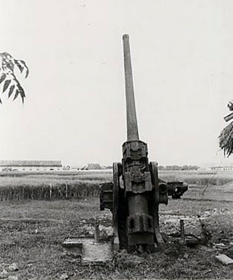 pháo đài Láng là nơi bắn phát đạn đầu tiên vào thành Hà Nội, mở đầu ngày toàn quốc kháng chiến.