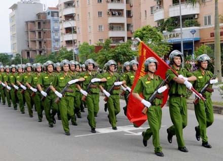 CAND sẵn sàng chiến đấu hy sinh vì cuộc sống bình yên của nhân dân.