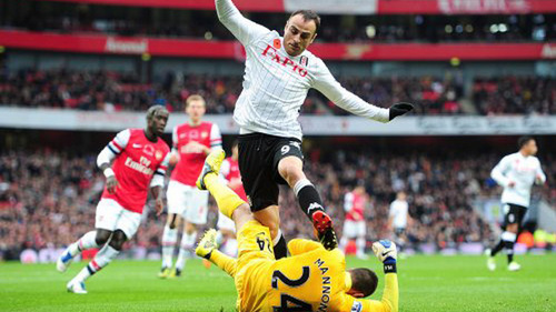 Berbatov sa sút như chính phong độ của Fulham. Ảnh: AP