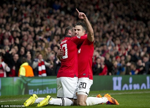 Mối quan hệ giữa Rooney-Van Persie đã tốt đẹp trở lại. Ảnh: Getty