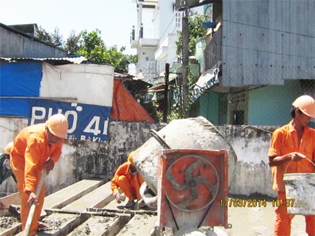 Nhiều hạng mục thuộc các gói thầu dự án NCĐT TP. Mỹ Tho được nhà thầu tập trung thi công tại những vị trí  có mặt bằng sạch nhằm đảm bảo tiến độ dự án.