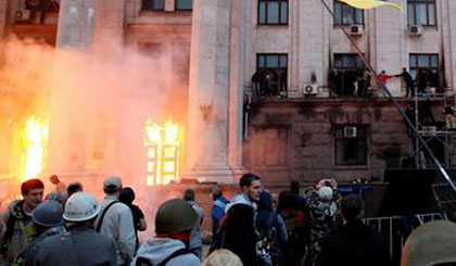 Hiện trường vụ cháy tòa nhà công đoàn ở Odessa. (Nguồn: Reuters)