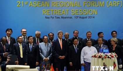Foreign ministers at the ARF (Photo: AFP/VNA)