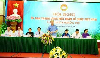 Chủ tịch UBTƯ MTTQ Việt Nam Nguyễn Thiện Nhân chủ trì Hội nghị. Ảnh: VGP/Từ Lương