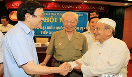 President Truong Tan Sang meets with voters in Ho Chi Minh City’s District 3 (Source: VNA)