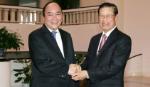 Vietnam vows to back partnership with Lao localities