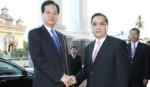 Vietnam, Laos look towards US$2 billion in trade next year