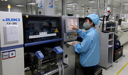 A survey the agency did this year of more than 100 Japanese firms in Viet Nam showed that 80 per cent needed more technicians. — VNA/VNS Photo Vu Sinh