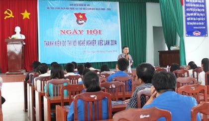 Ngày hội thanh niên đô thị với nghề nghiệp, việc làm năm 2014.