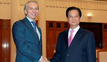 Thủ tướng Nguyễn Tấn Dũng tiếp Tổng Giám đốc Công ty Gazprom Neft, Dyukov. Ảnh: VGP/Nhật Bắc