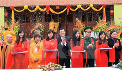 Scene at the inauguration ceremony of Phat Tich Truc Lam Ban Gioc pagoda. (Photo: VNA)