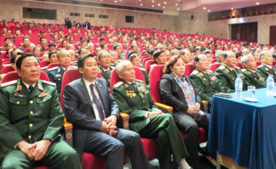 More than 400 retired senior military officers attend the meeting in Hanoi (photo: CPV)