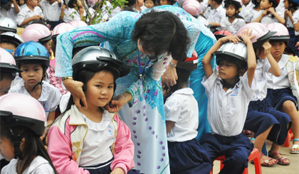 Tập thói quen đội MBH cho học sinh tiểu học. Ảnh: P.L